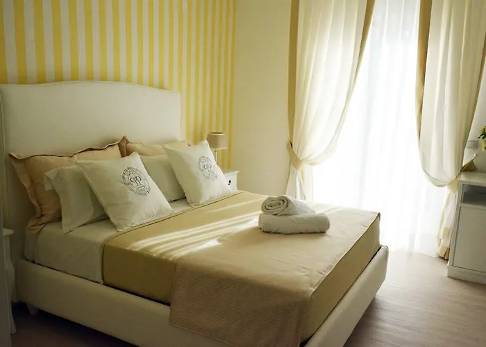 לינה וארוחת בוקר Passion 4*